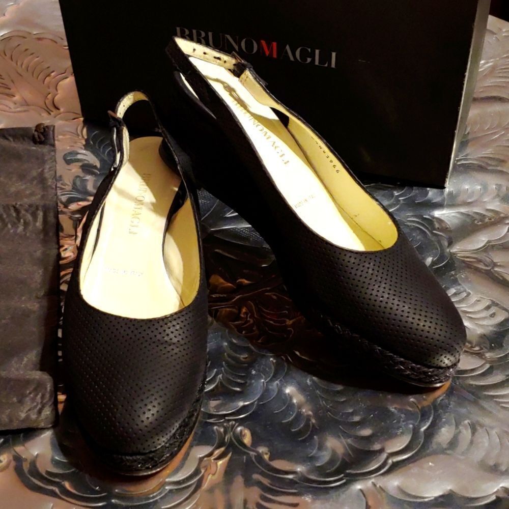 BRUNO MAGLI CALF/NABUK, MADE IN ITALY ALL LEATHER,EXCEPT PARTS OF SOLE, SZ. 8.5
